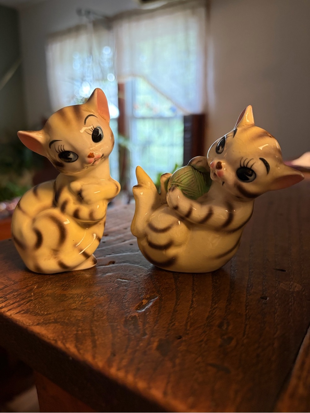 Ceramic Cat S&P Set - Decorative Kittens
